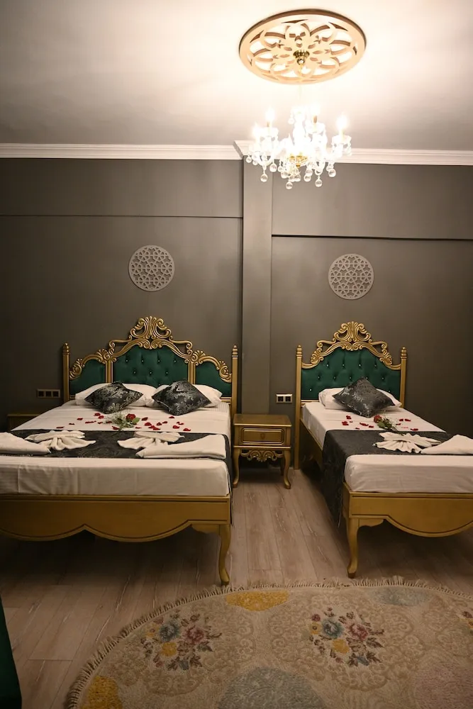 Luxury Üç Kişilik Oda
