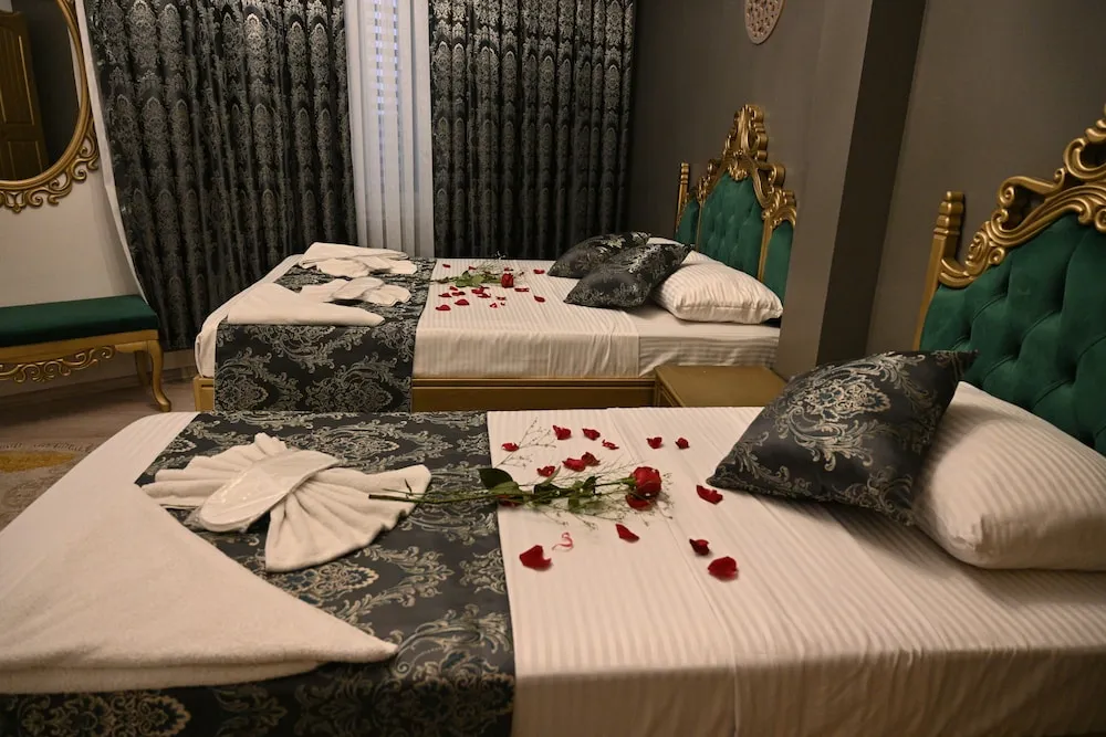 Luxury Üç Kişilik Oda
