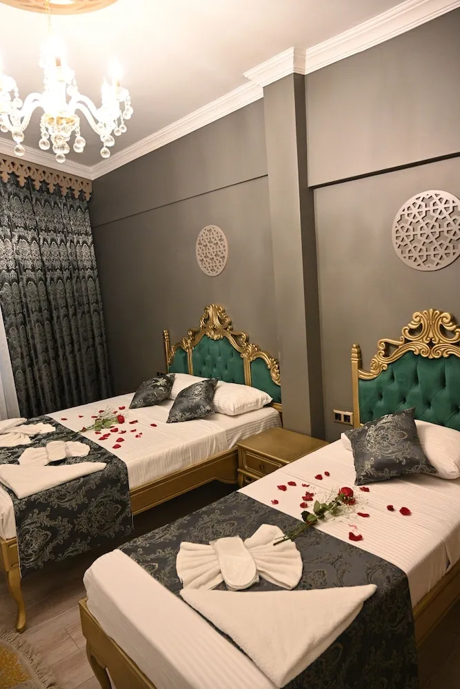 Luxury Üç Kişilik Oda