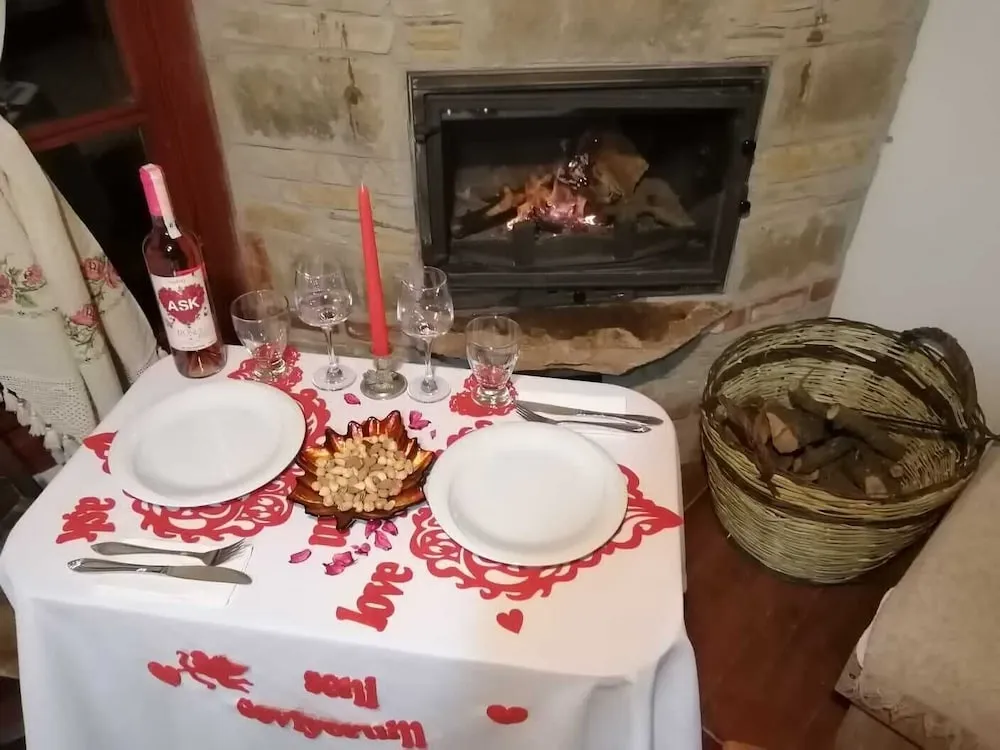 Romantic Oda, 1 Yatak Odası, Sigara İçilmez, Bahçe Manzaralı