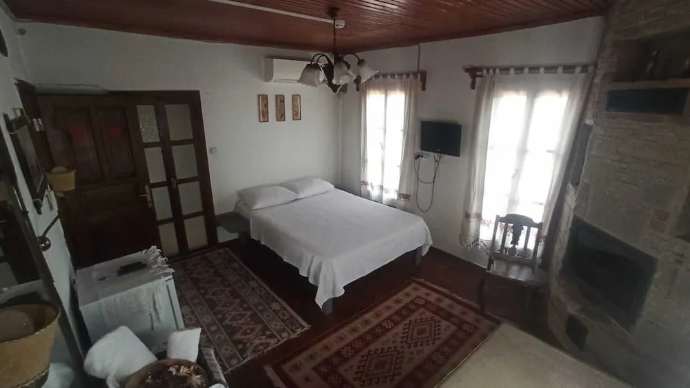Romantic Oda, 1 Yatak Odası, Sigara İçilmez, Bahçe Manzaralı