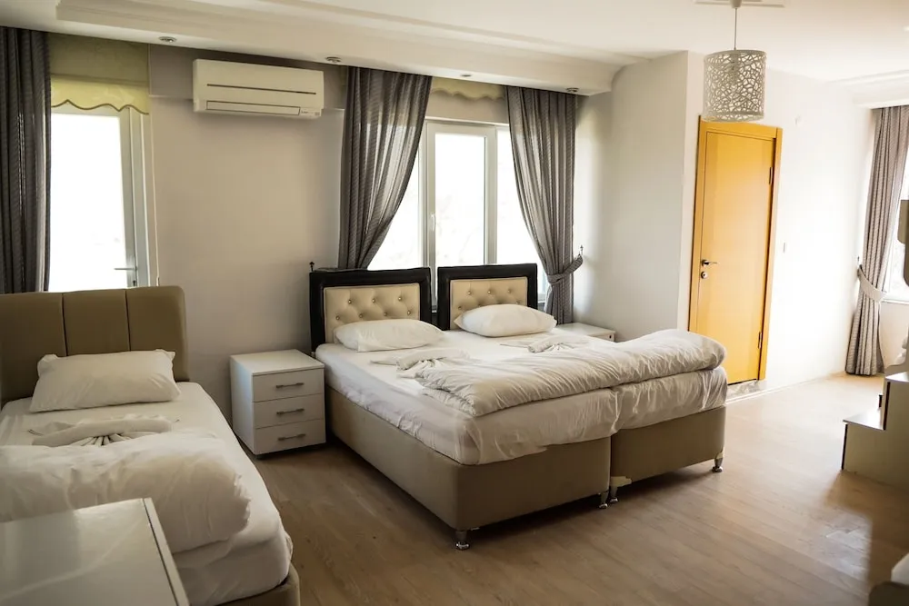 Basic Tek Kişilik Oda, 6 Yatak Odası, Sigara İçilebilir, Deniz Manzaralı