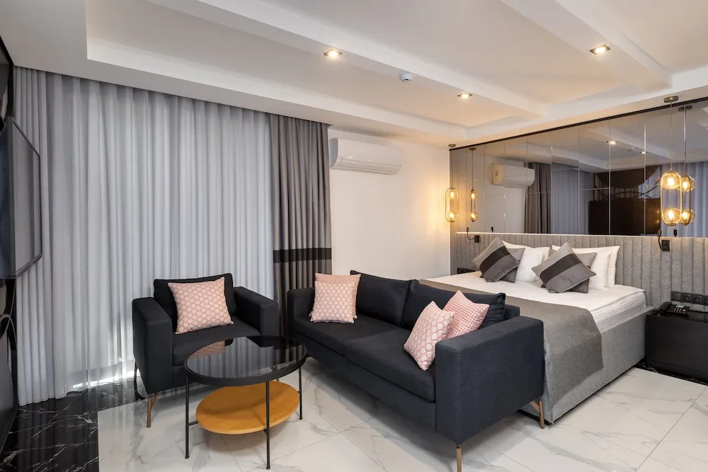 Homelike Room (Jacuzzi and Sauna)