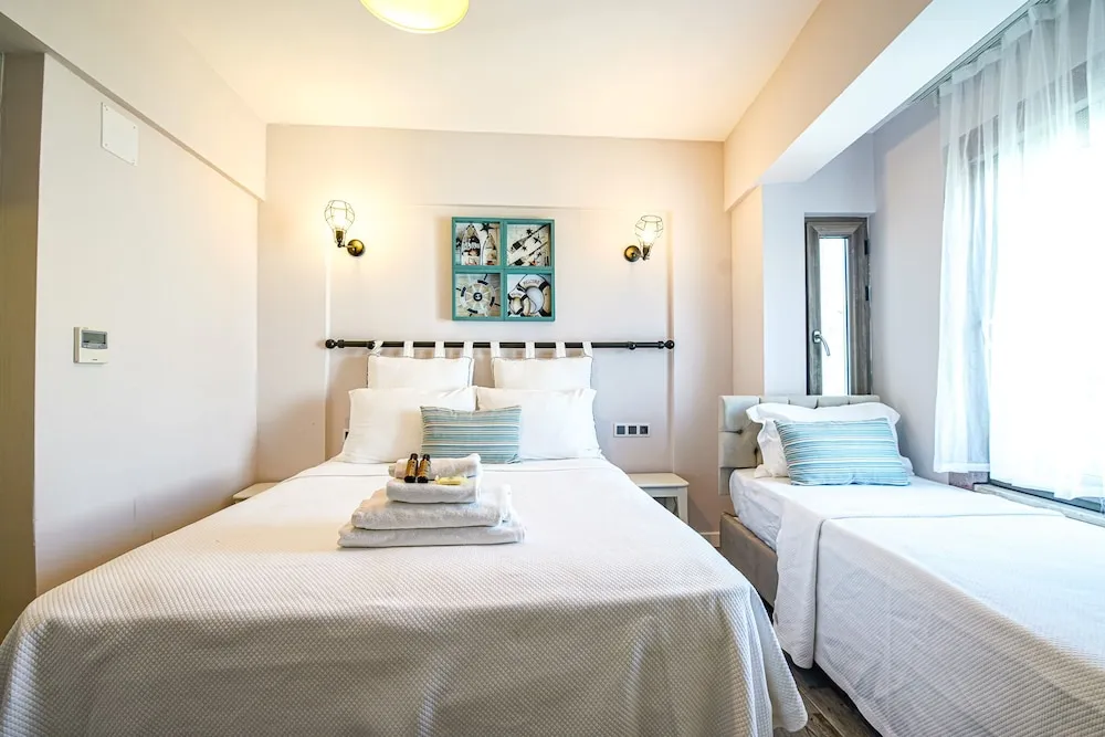 Deluxe Üç Kişilik Oda