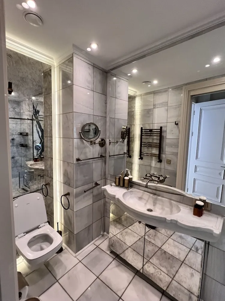 Traditional Apart Daire