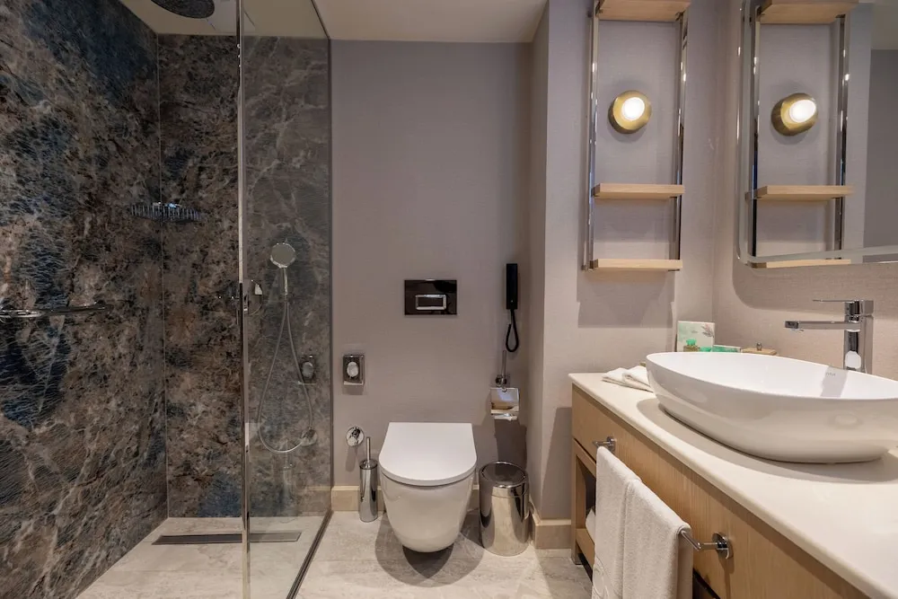 Villa, 2 Yatak Odası, 2 Banyolu, Bahçeli