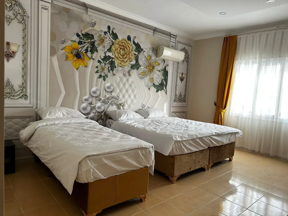 Standard Üç Kişilik Oda