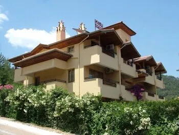 Çelik Apart Hotel