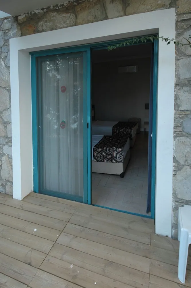 Standard Tek Büyük veya İki Ayrı Yataklı Oda