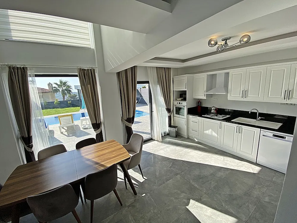 Basic Villa