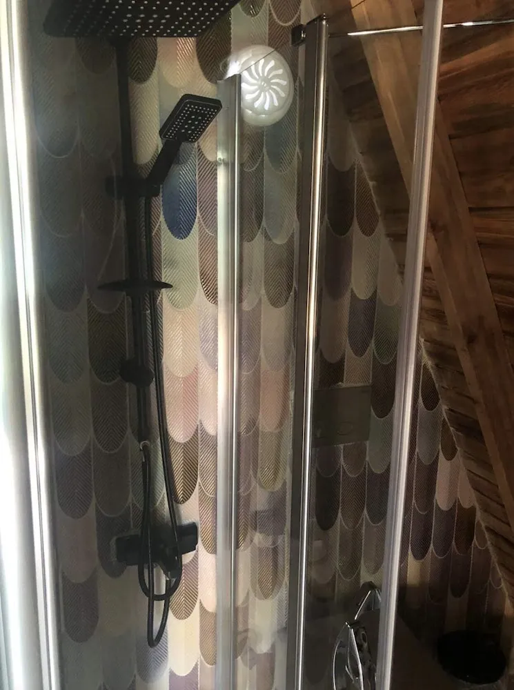 Design Tek Büyük Yataklı Oda