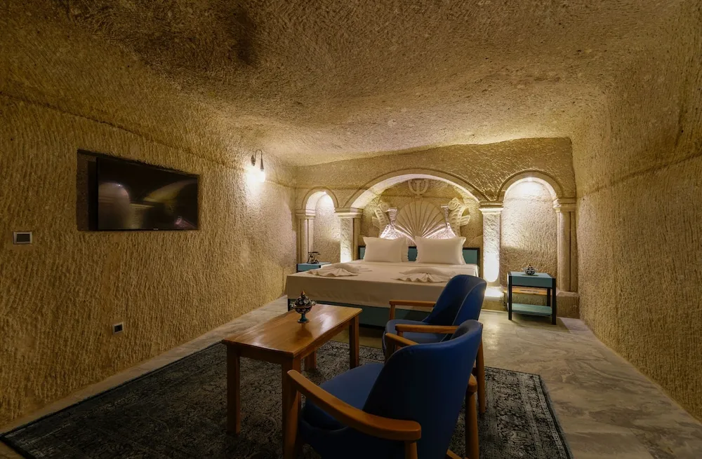 DELUXE CAVE SUITE ROOM