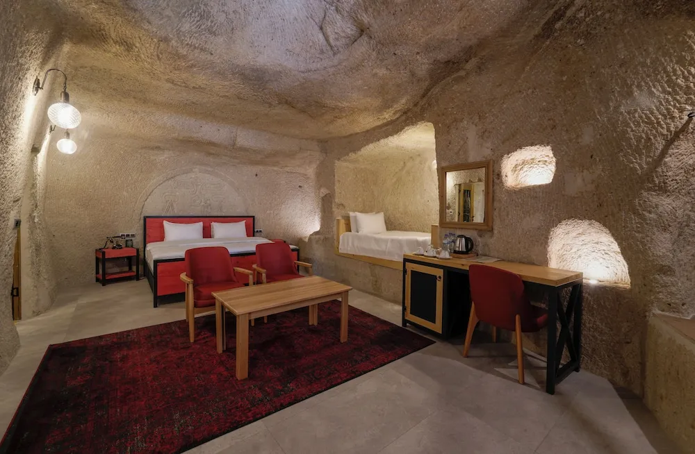 JUNIOR SUITE ROOM