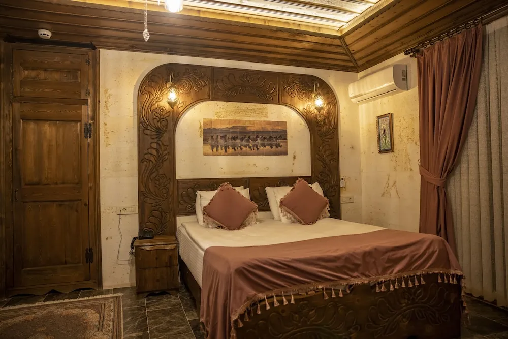 Deluxe Triple Room (Private Garden)