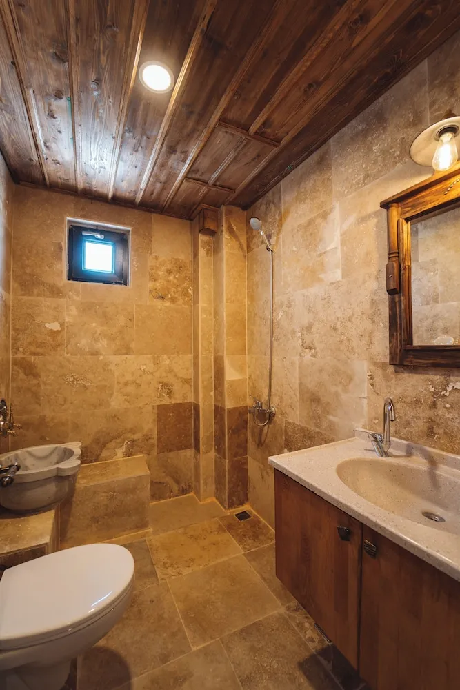 Deluxe Tek Büyük Yataklı Oda, Bahçe Manzaralı