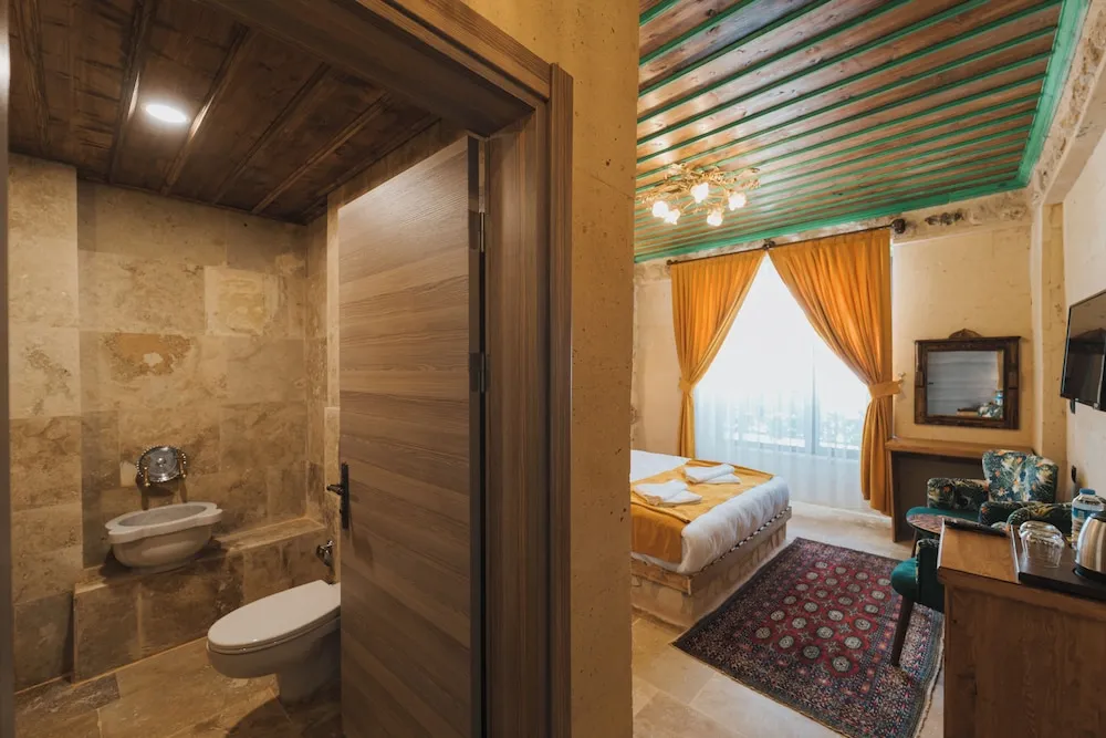 Deluxe Tek Büyük Yataklı Oda, Bahçe Manzaralı