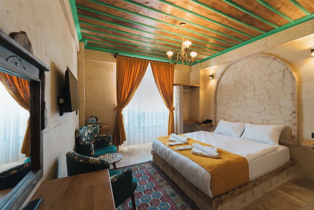 Deluxe Tek Büyük Yataklı Oda, Bahçe Manzaralı