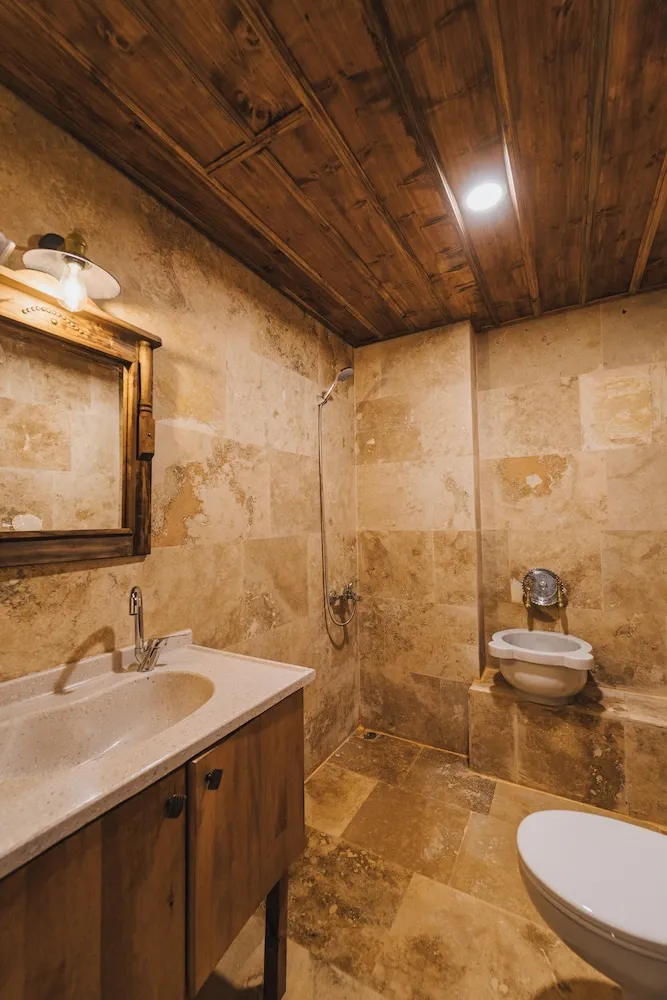 Deluxe Tek Büyük Yataklı Oda, Bahçe Manzaralı