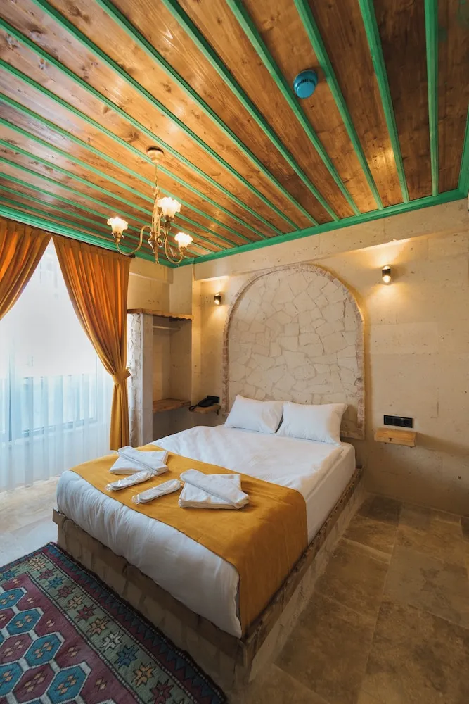 Deluxe Tek Büyük Yataklı Oda, Bahçe Manzaralı