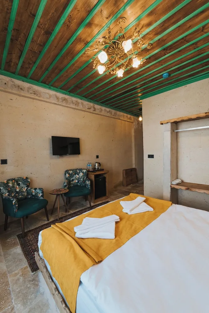 Deluxe Tek Büyük Yataklı Oda, Bahçe Manzaralı