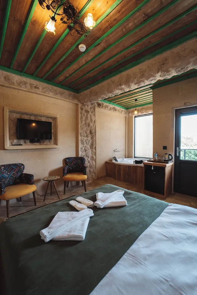 Luxury Süit, 1 En Büyük (King) Boy Yatak, Balkon/Veranda, Resort Manzaralı