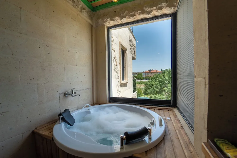 Luxury Süit, 1 En Büyük (King) Boy Yatak, Balkon/Veranda, Resort Manzaralı