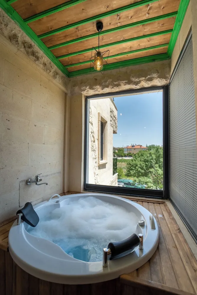Luxury Süit, 1 En Büyük (King) Boy Yatak, Balkon/Veranda, Resort Manzaralı