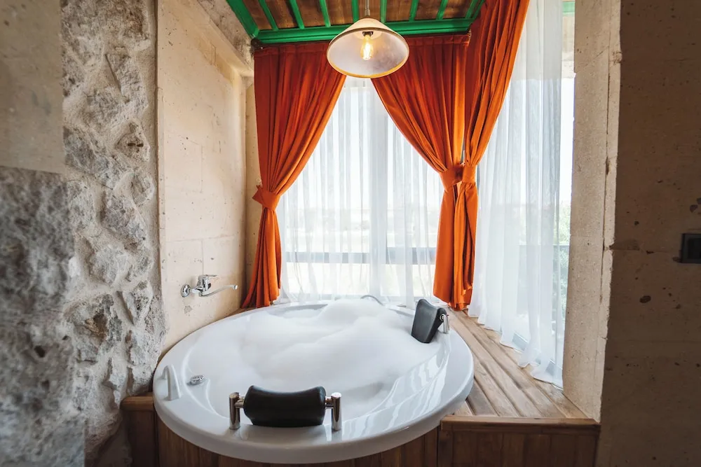 Luxury Süit, 1 En Büyük (King) Boy Yatak, Balkon/Veranda, Resort Manzaralı