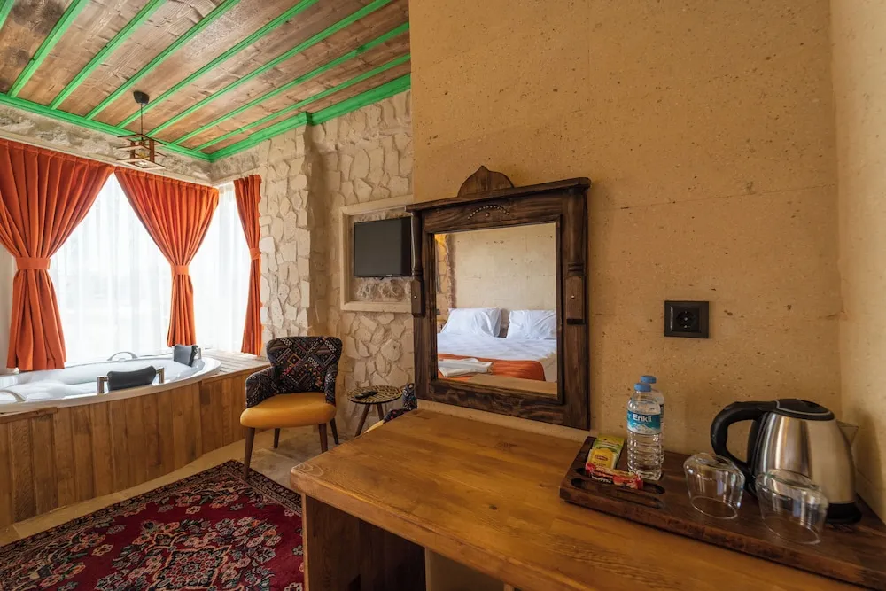 Luxury Süit, 1 En Büyük (King) Boy Yatak, Balkon/Veranda, Resort Manzaralı