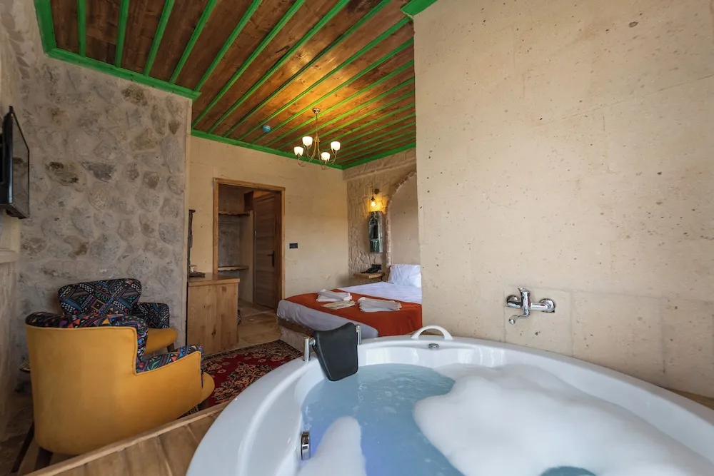 Luxury Süit, 1 En Büyük (King) Boy Yatak, Balkon/Veranda, Resort Manzaralı