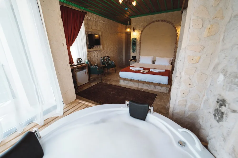 Luxury Süit, 1 En Büyük (King) Boy Yatak, Balkon/Veranda, Resort Manzaralı