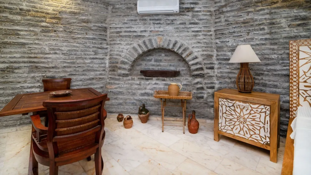 Deluxe Oda, Havuz Manzaralı