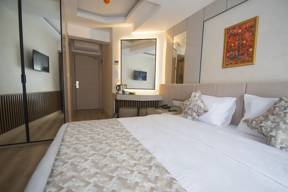 Economy Tek Büyük Yataklı Oda