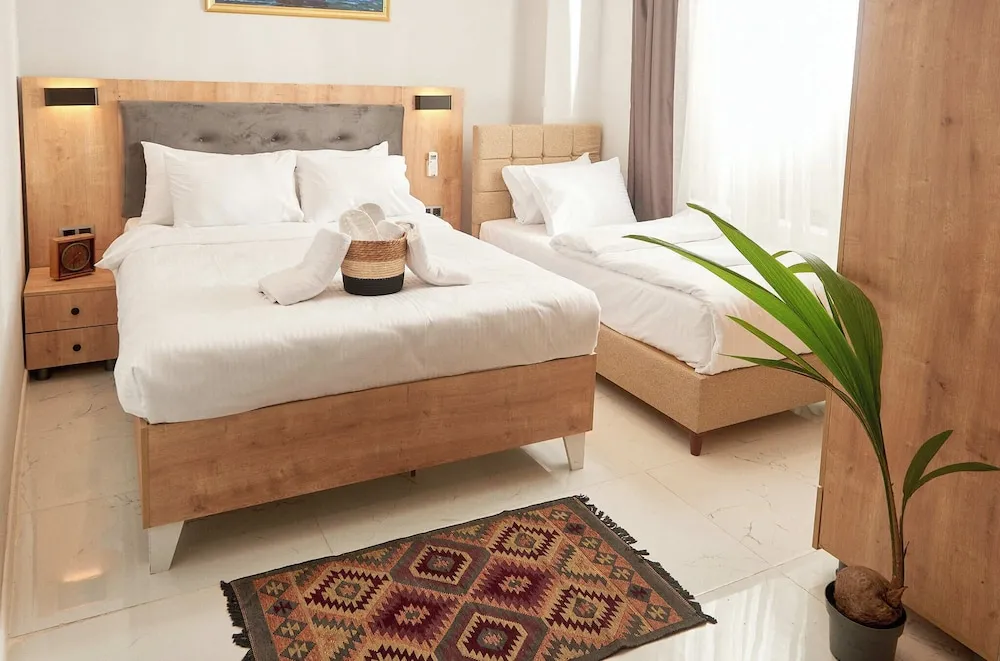 Deluxe Üç Kişilik Oda