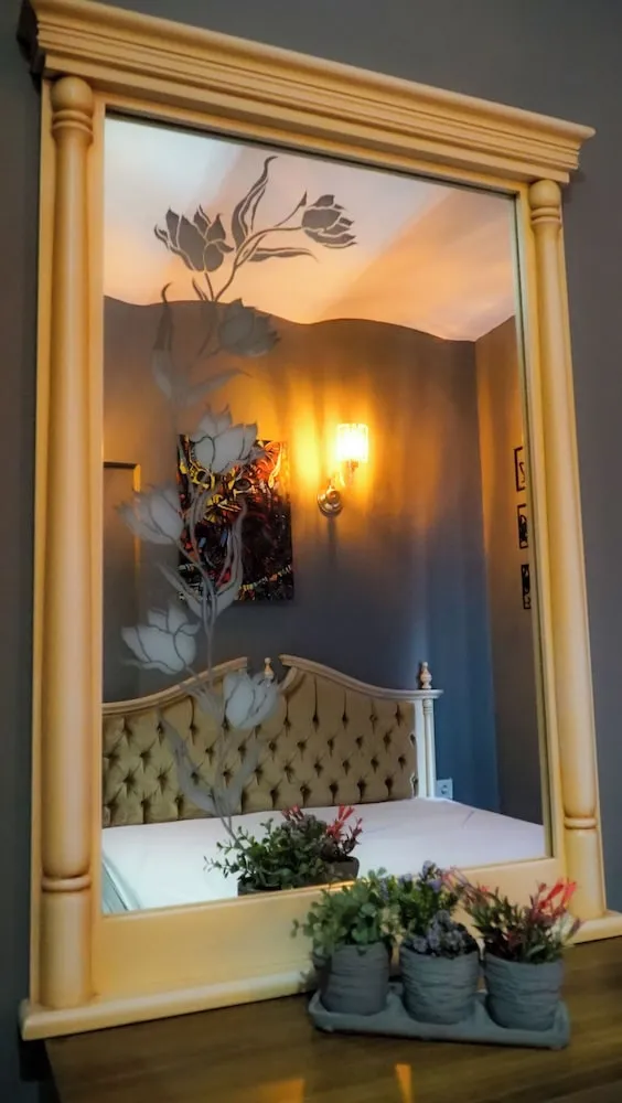 Comfort Tek Büyük Yataklı Oda