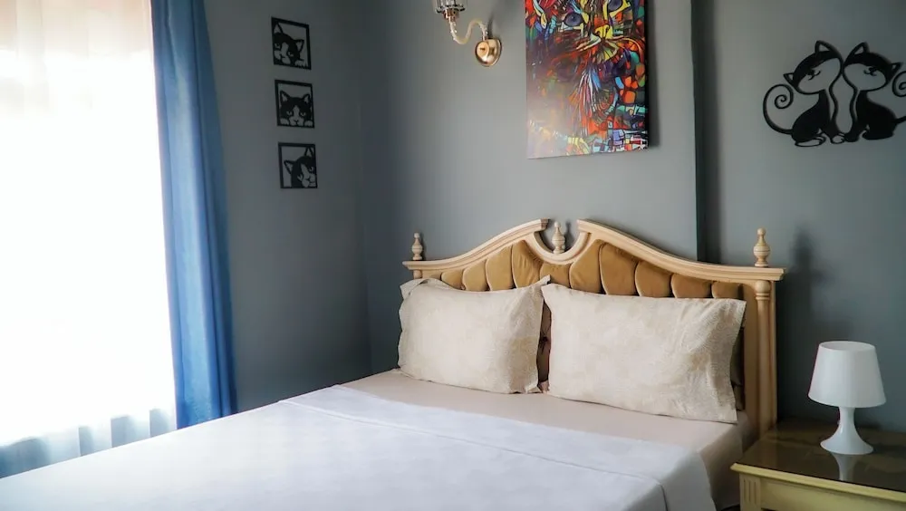 Comfort Tek Büyük Yataklı Oda