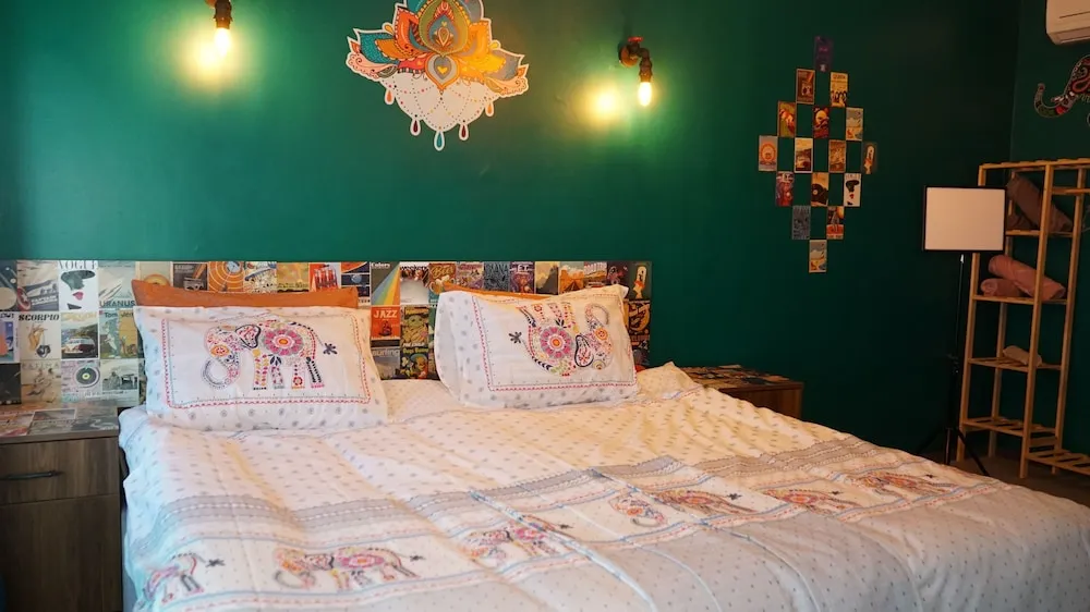 Comfort Tek Büyük Yataklı Oda