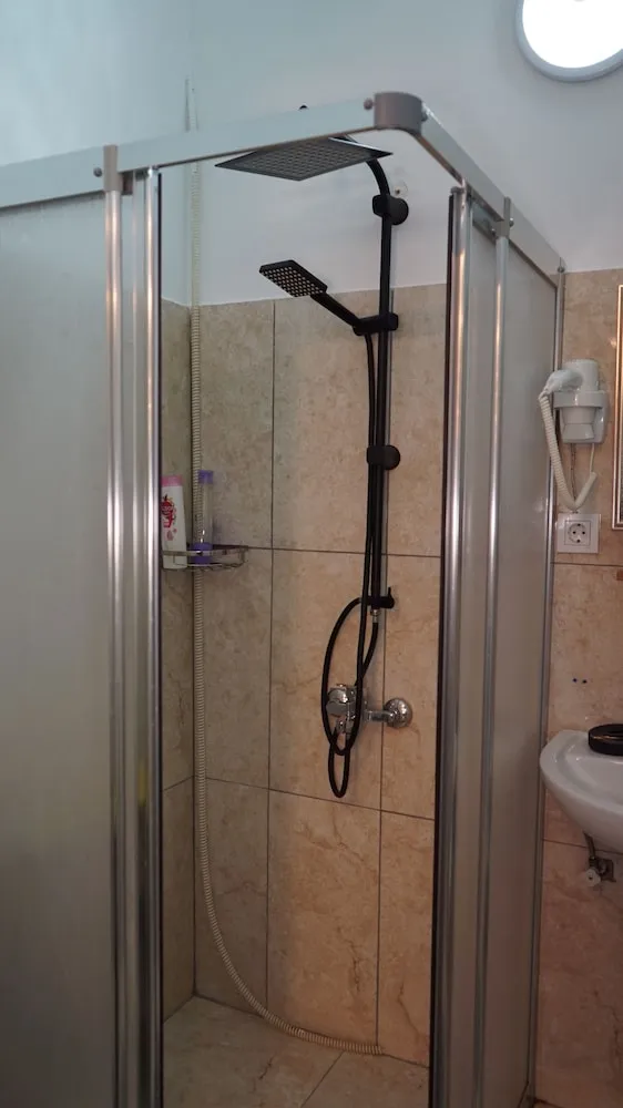 Standard Tek Büyük Yataklı Oda, Balkon