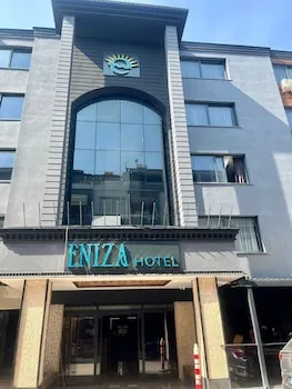 Eniza Hotel