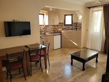 Oasis Apart Hotel