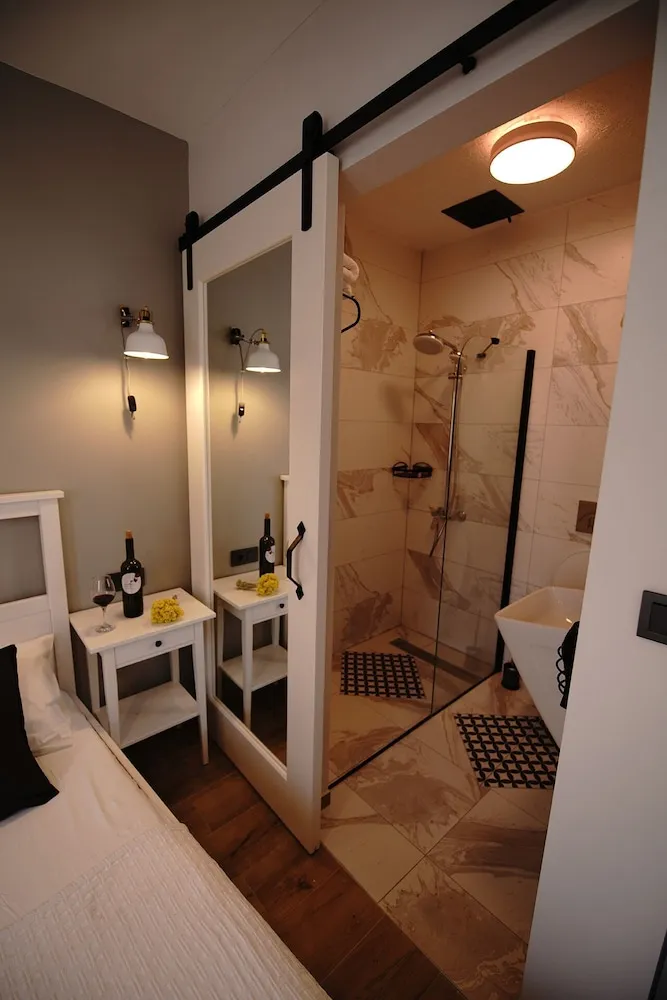 Economy Oda (Bodrum Kat)