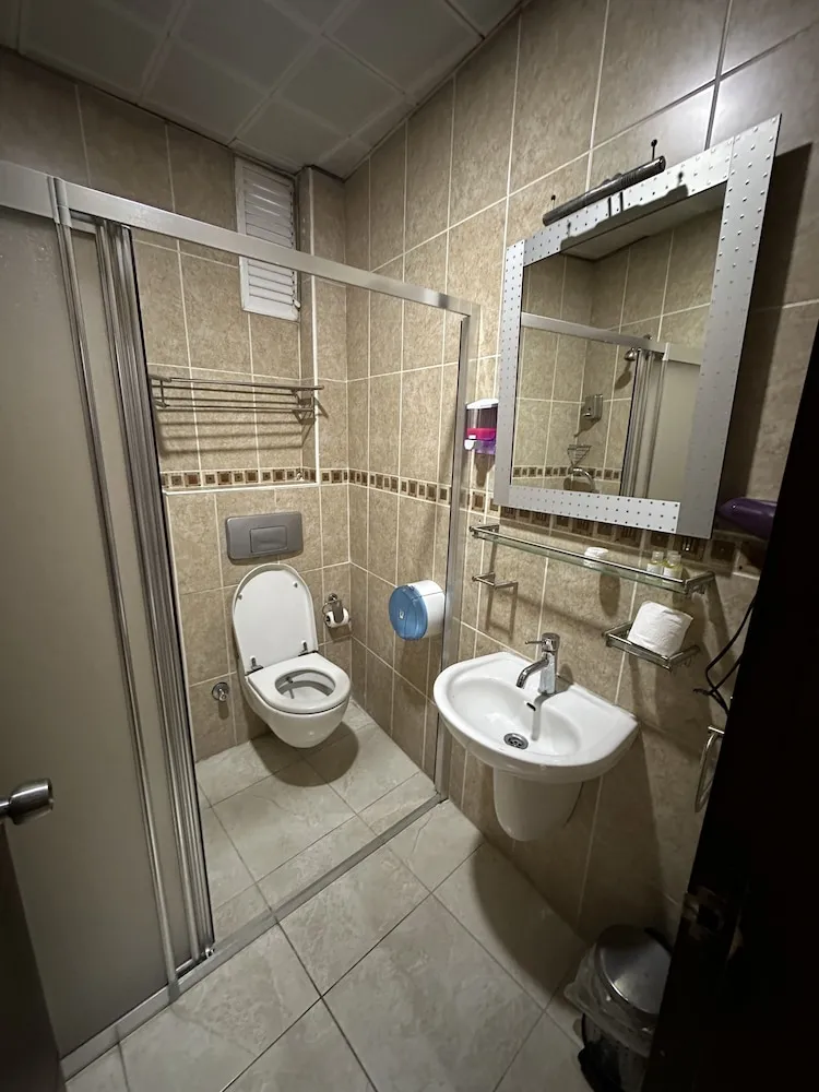 Deluxe Üç Kişilik Oda