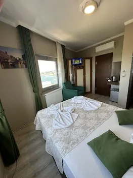 Ganita Life Hotel