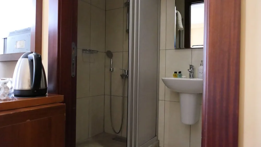 Standard Üç Kişilik Oda