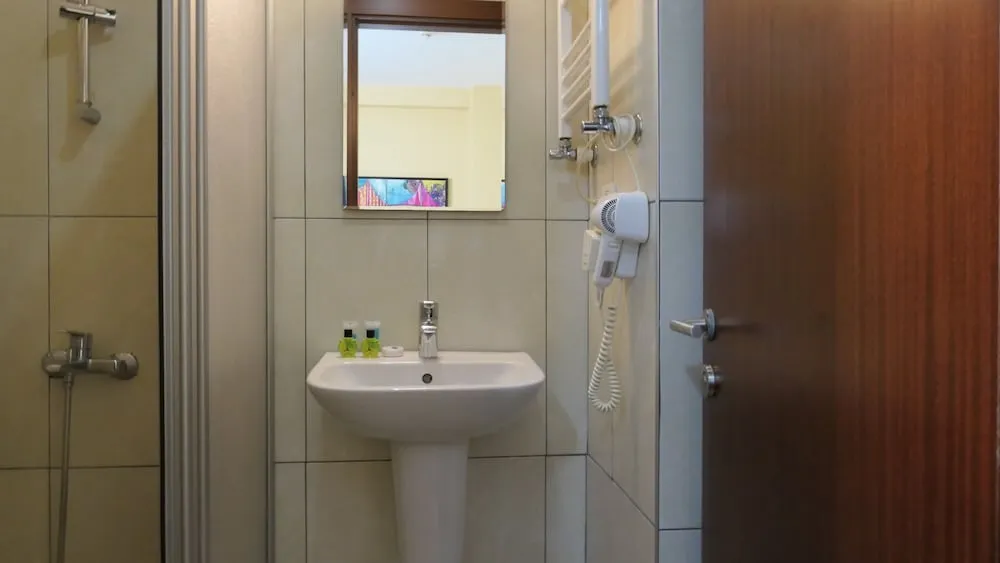 Standard Üç Kişilik Oda