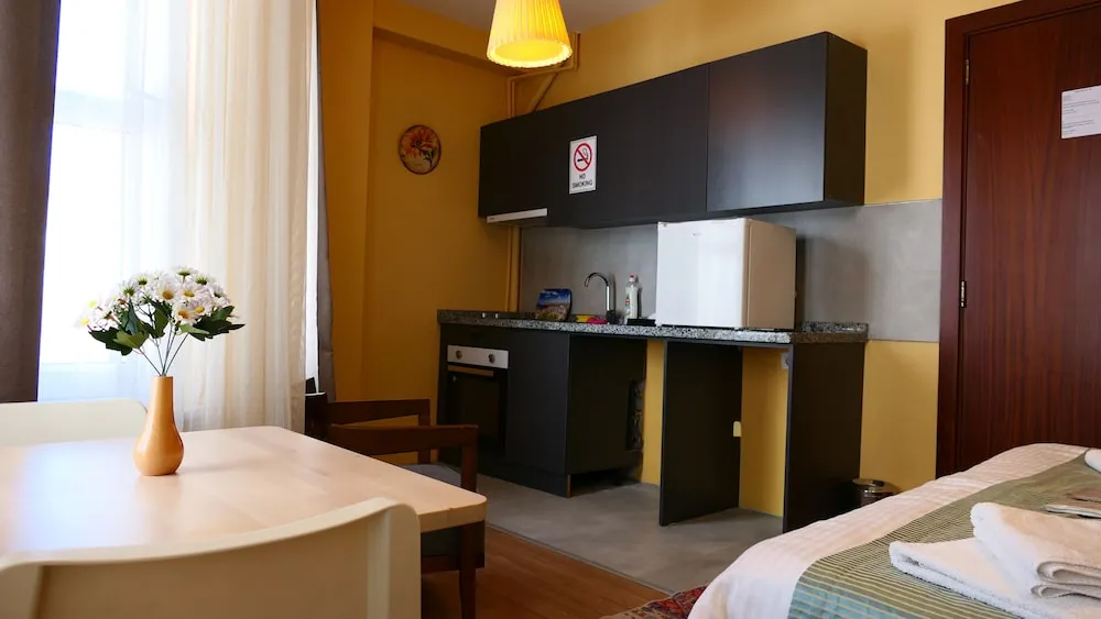 Deluxe Stüdyo Süit