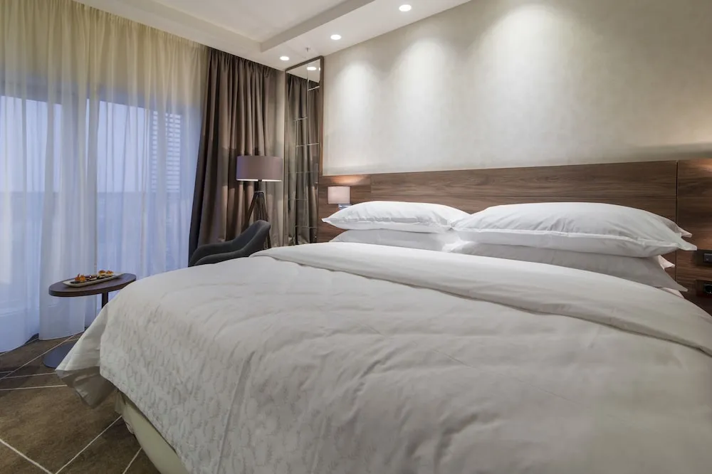 Superior Oda, 1 Çift Kişilik Yatak