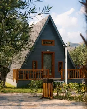 Verde Blu Bungalow
