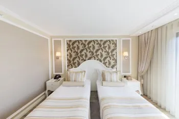 Hallmark Hotel & Spa