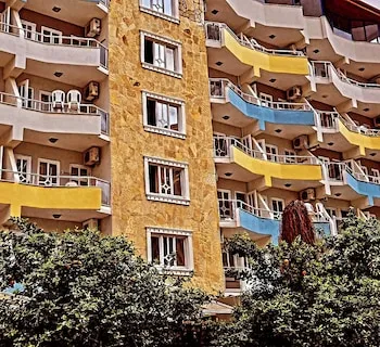 Eras Hotel